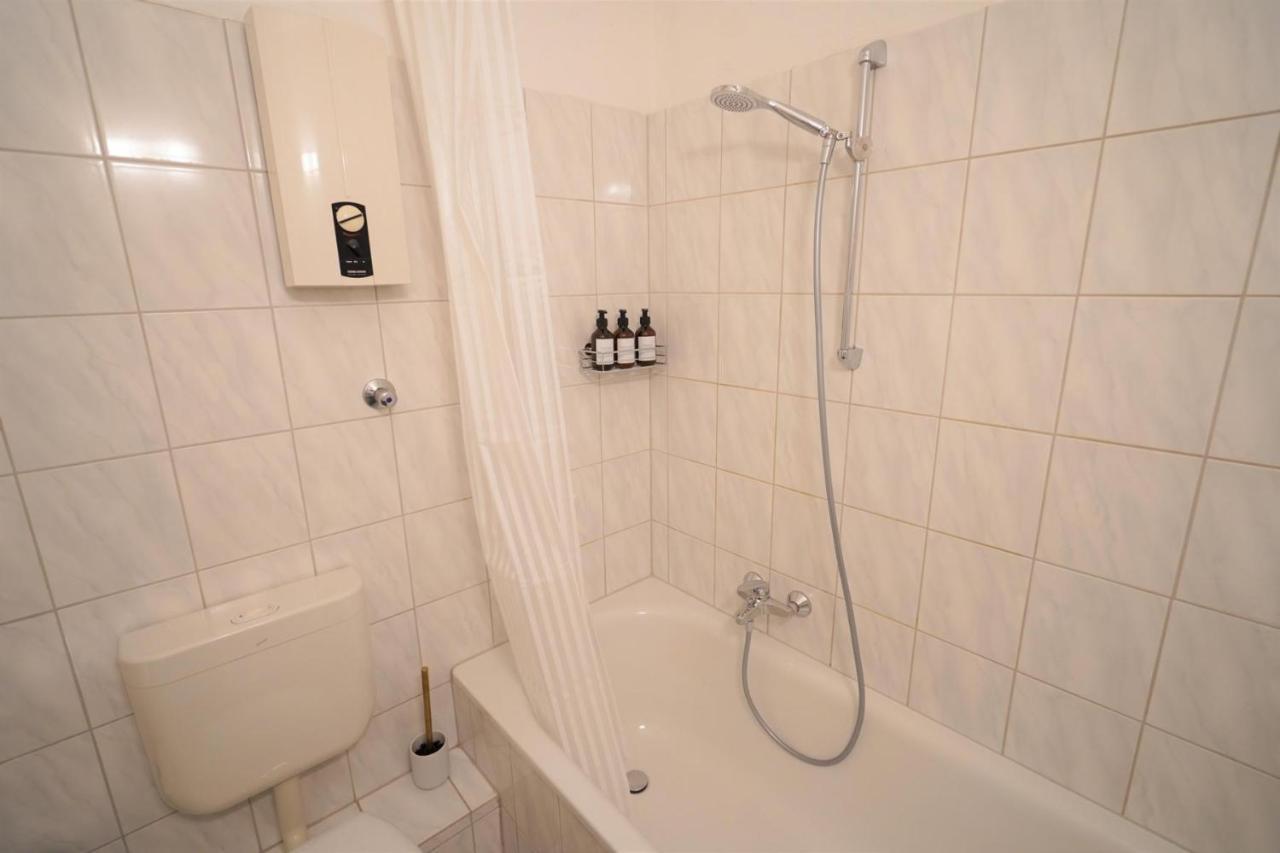 Dein Flughafen Messe Appartment Nahe Duesseldorf 1 Duisburg Kültér fotó